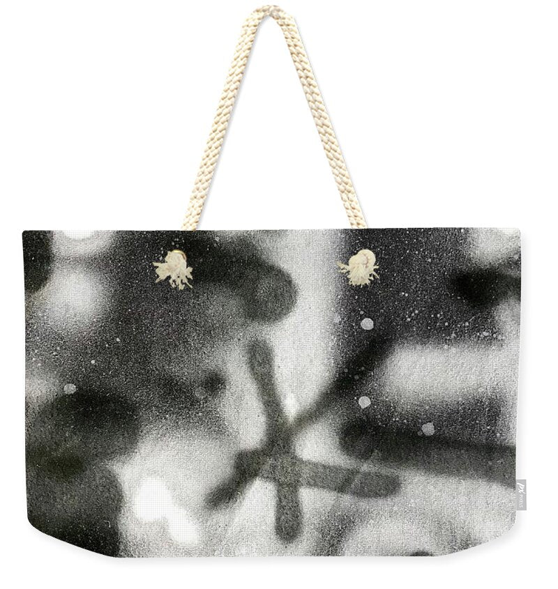 Graffiti BW - Weekender Tote Bag