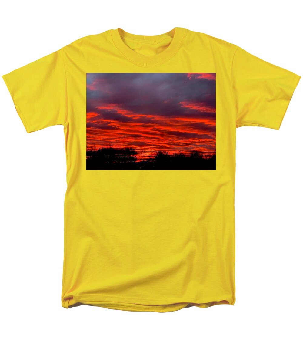 Red at Night - Men's T-Shirt (Regular Fit)