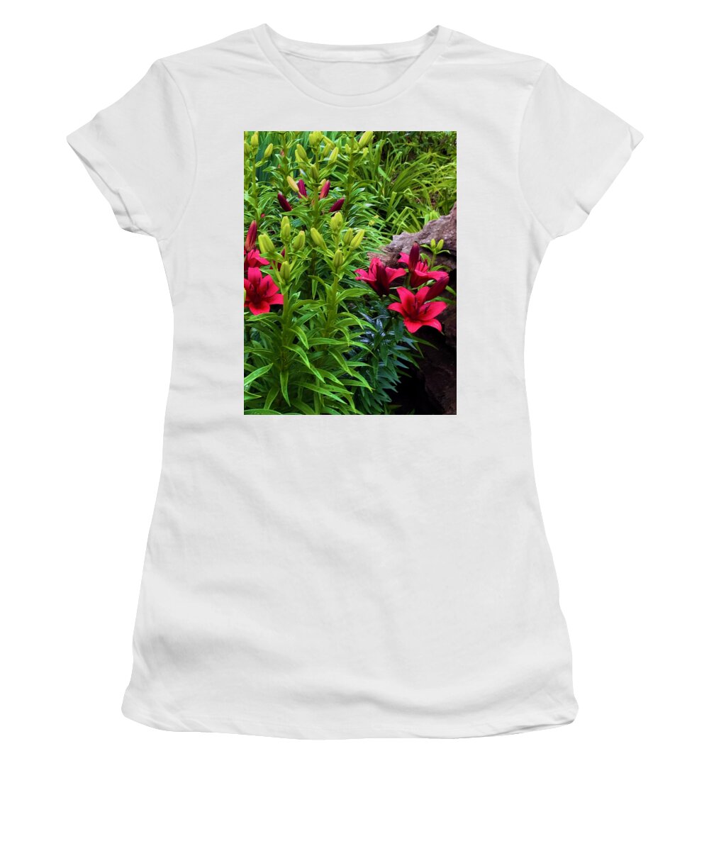 Garden Love - Women's T-Shirt