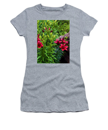 Garden Love - Women's T-Shirt
