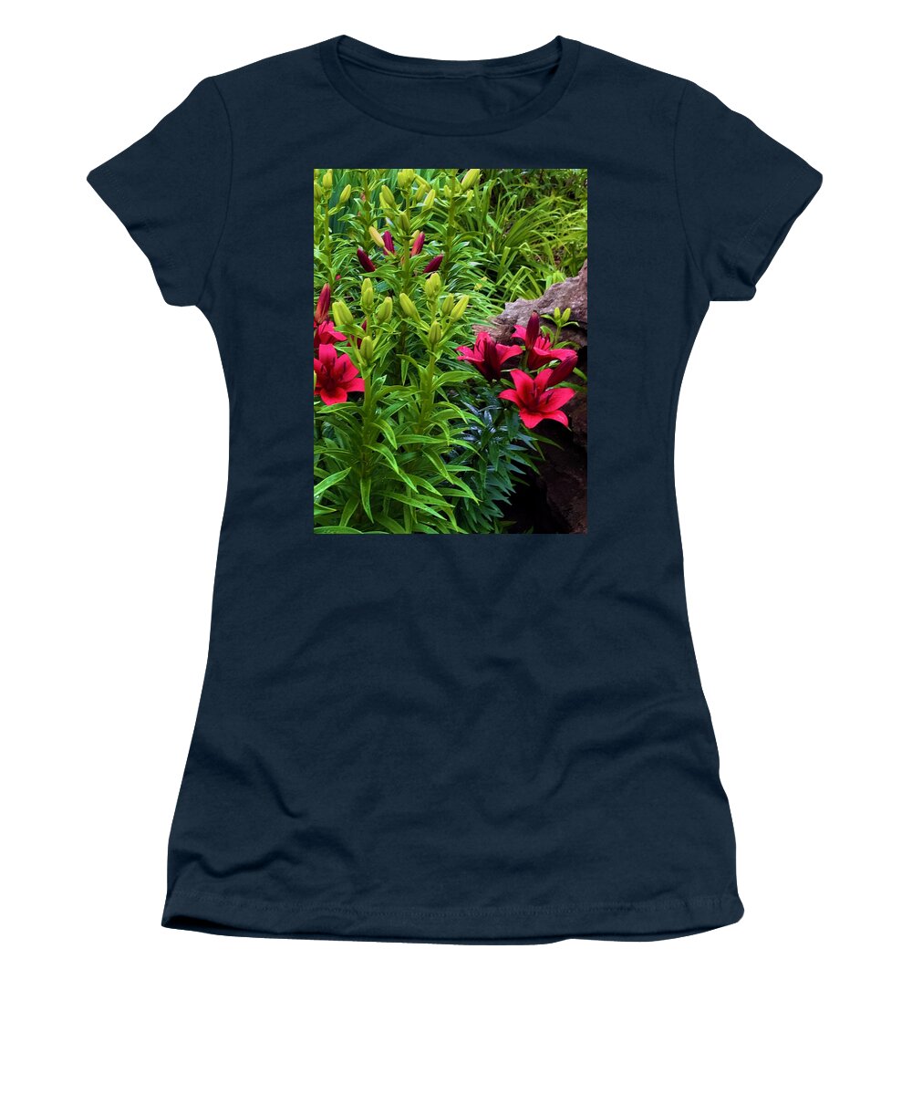 Garden Love - Women's T-Shirt
