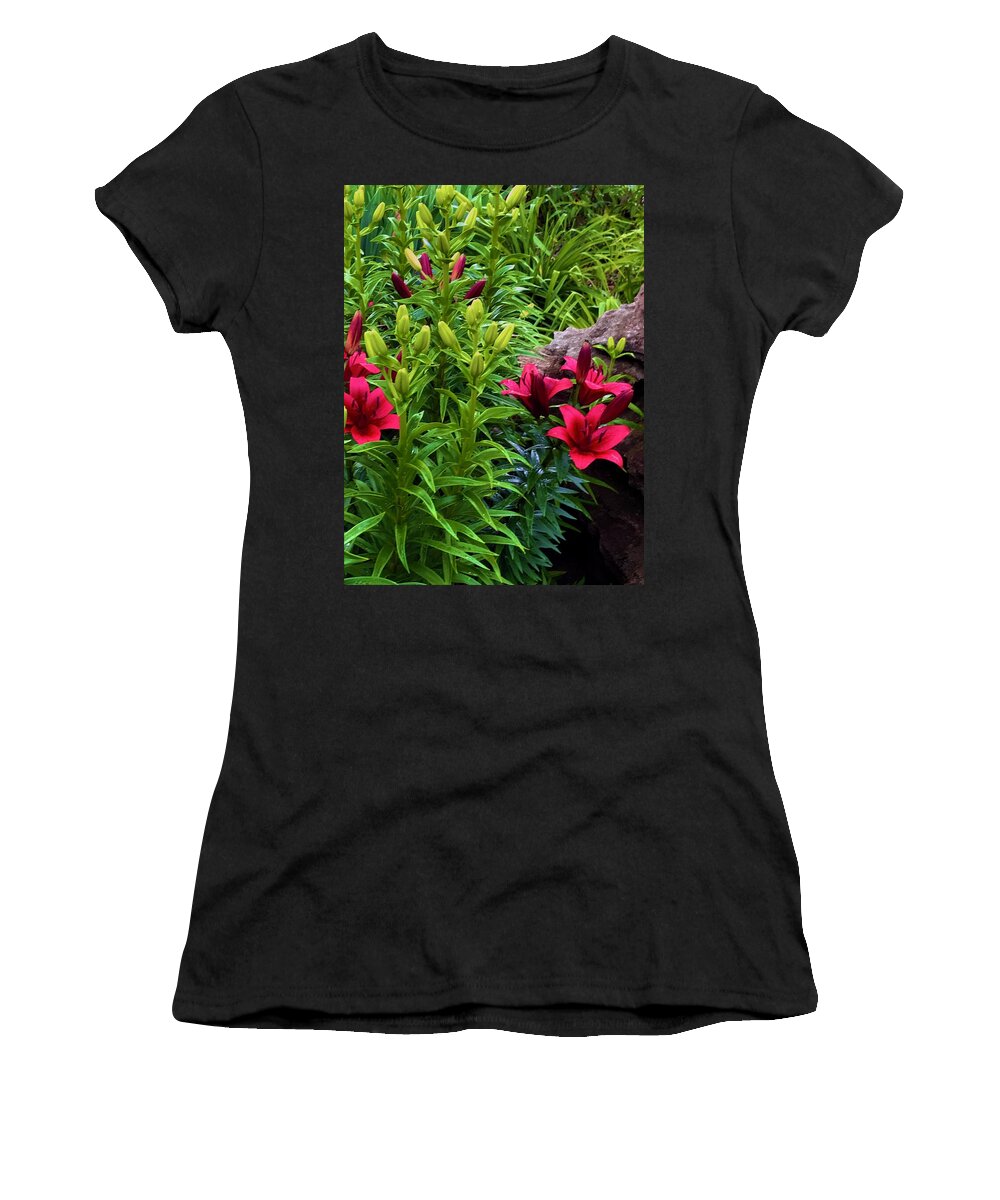 Garden Love - Women's T-Shirt