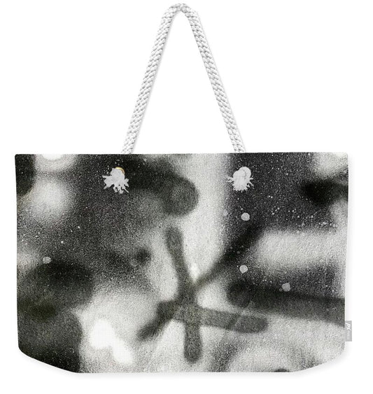 Graffiti BW - Weekender Tote Bag