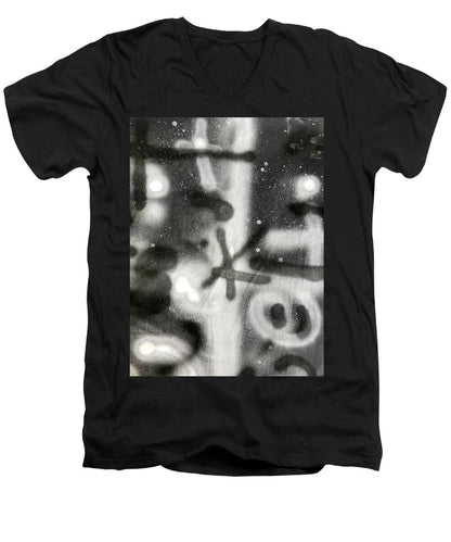 Graffiti BW - Men's V-Neck T-Shirt