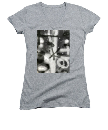 Graffiti BW - Women's V-Neck