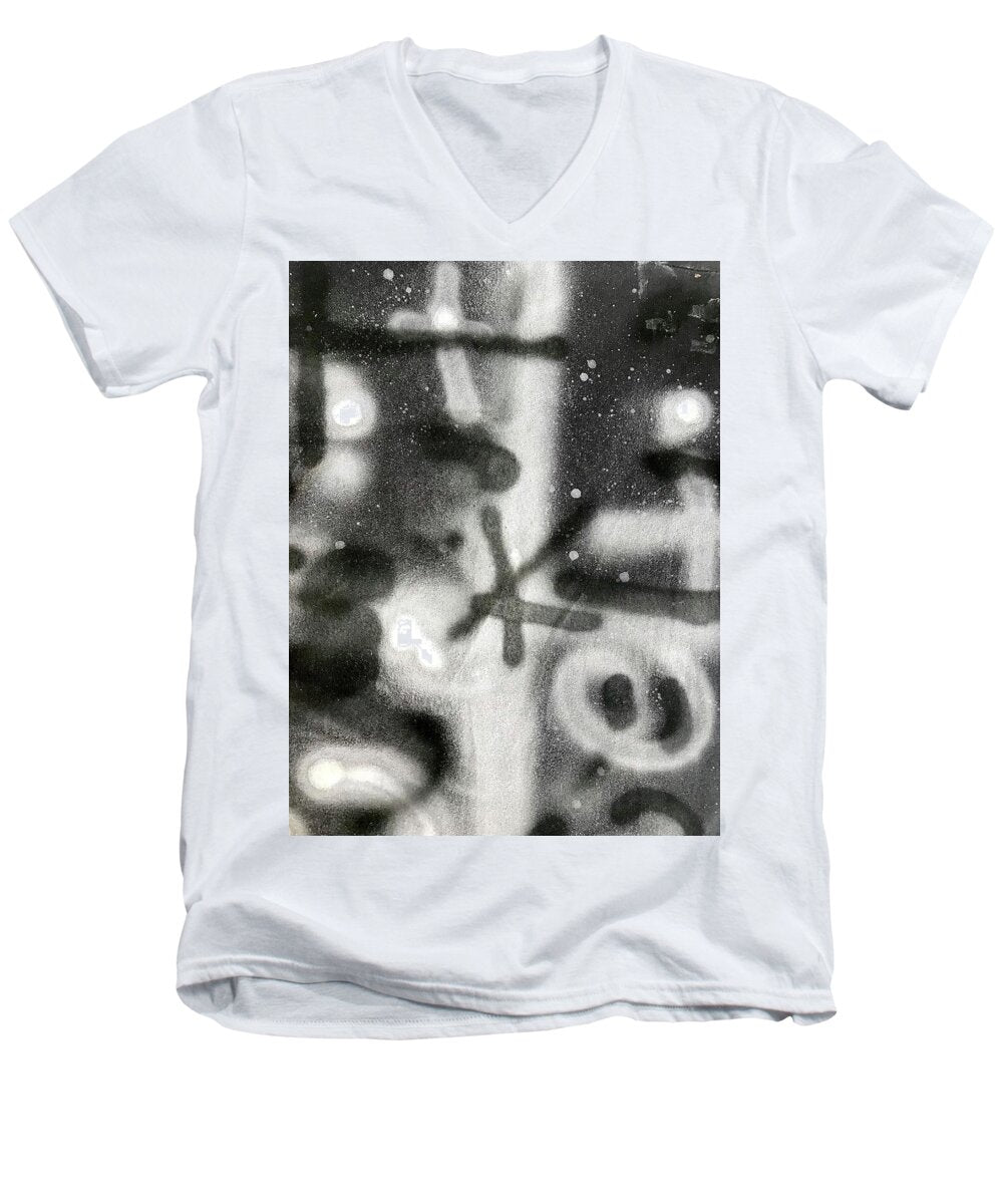 Graffiti BW - Men's V-Neck T-Shirt