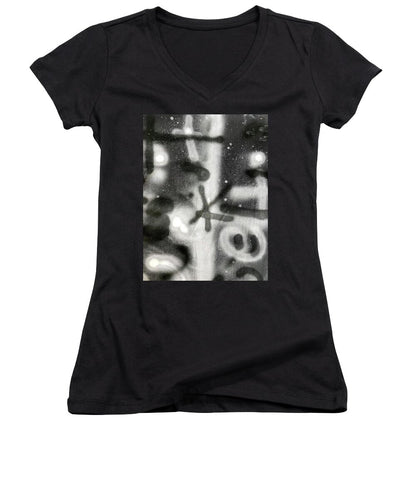 Graffiti BW - Women's V-Neck