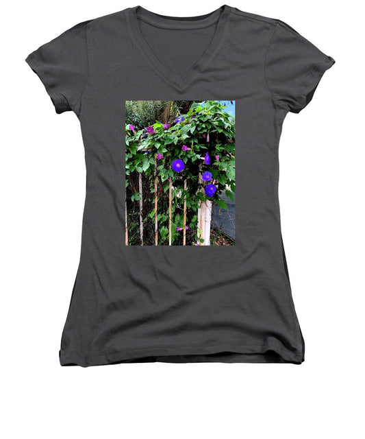 LA Neighbor - Women's V-Neck
