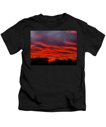 Red at Night - Kids T-Shirt