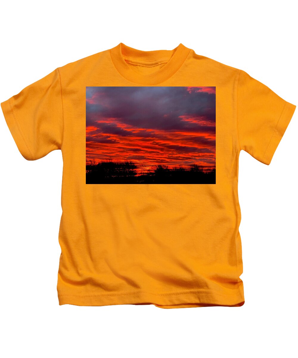 Red at Night - Kids T-Shirt