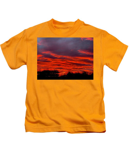 Red at Night - Kids T-Shirt