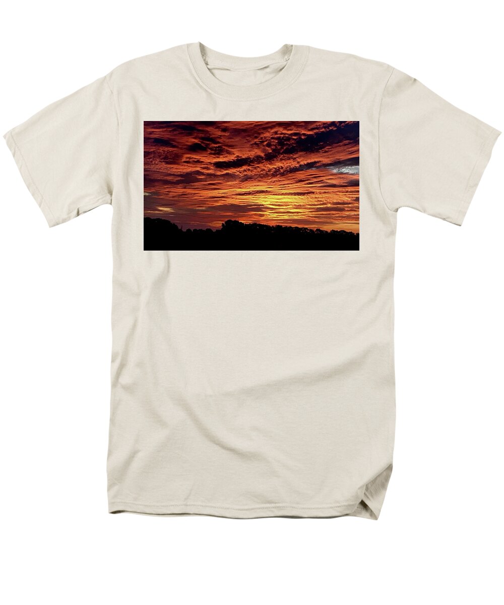 Sunrise - Men's T-Shirt  (Regular Fit)