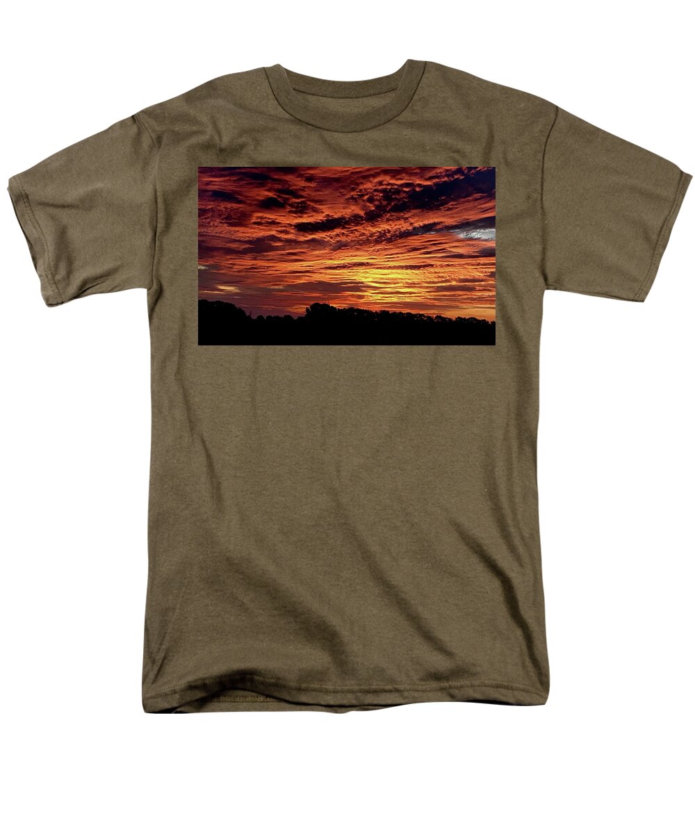 Sunrise - Men's T-Shirt  (Regular Fit)