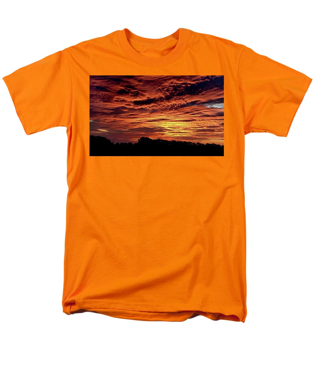Sunrise - Men's T-Shirt  (Regular Fit)