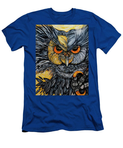 Un Great Horned Owl - T-Shirt