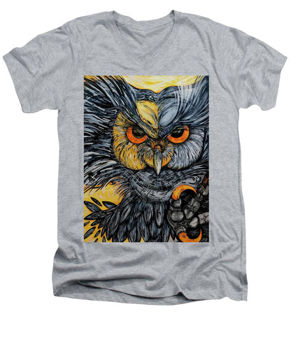 Un Great Horned Owl - Men's V-Neck T-Shirt